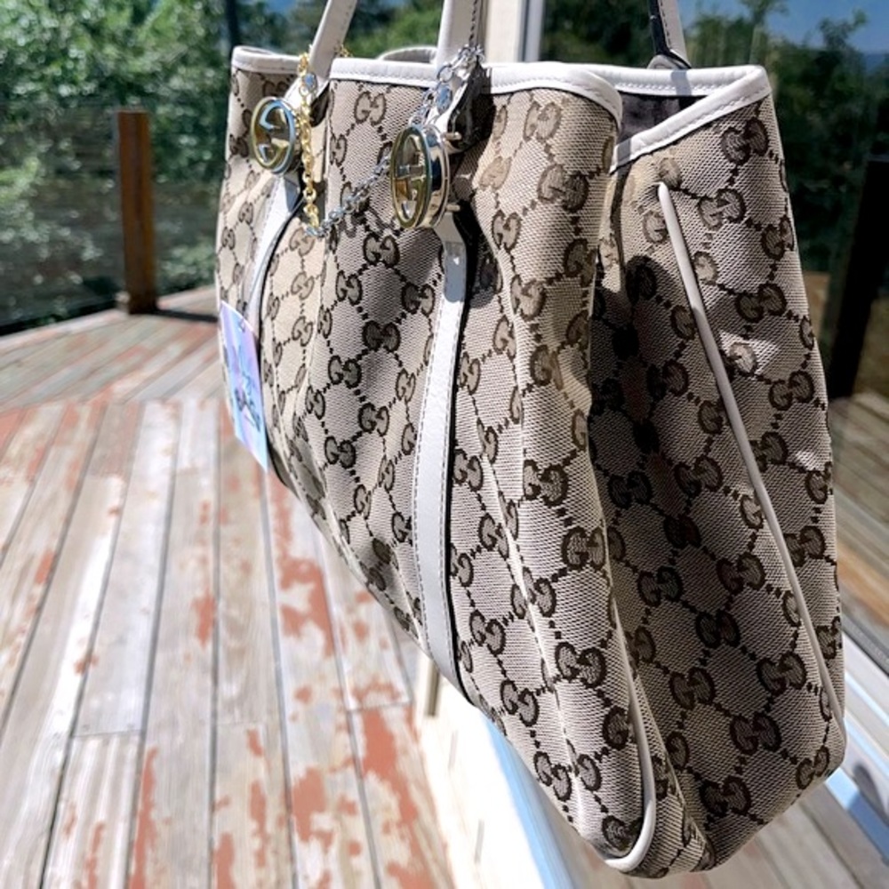 Gucci: Twins GG Monogram Canvas Gold/Silver Tote Bag - Picture 9 of 16